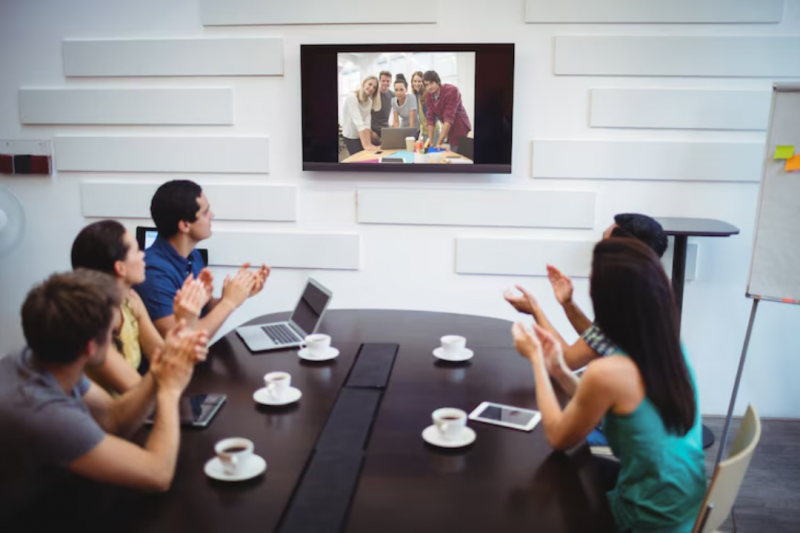 Aluguel de Projetor Full HD é a Solução Ideal para Seus Eventos e Apresentações