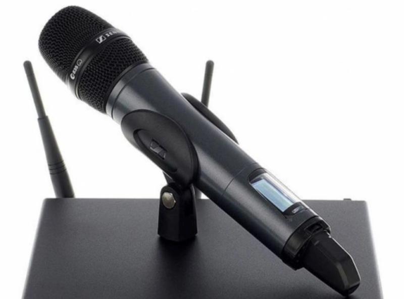 Locação de Microfones: Transforme Seu Evento em Uma Experiência Inesquecível