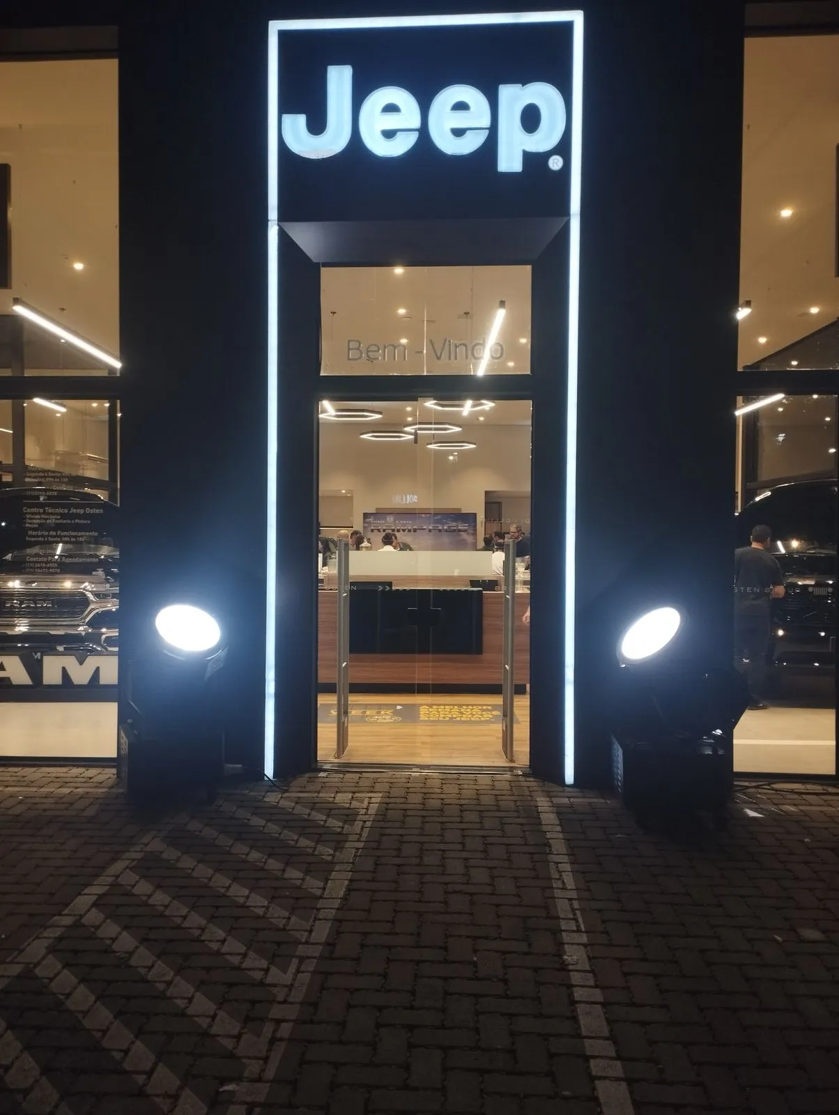 locação de iluminação para exposições